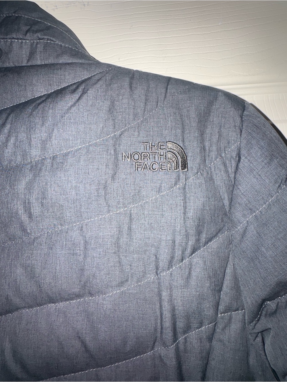 The North Face Women's Long Gray Aconcagua Coat - Picture 8 of 8